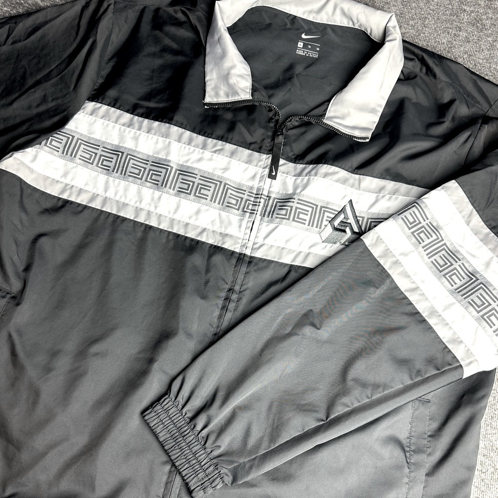Nike Giannis Antetokounmpo Greek Freak Windbreaker Track Jacket Black Mens XL
